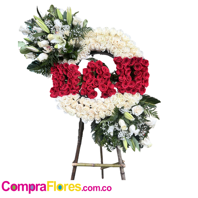 Fúnebre en forma de Corona con letras (Rosas rojas y blancas)