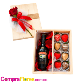 Caja de Fresas con chocolate y Baileys, flores cali