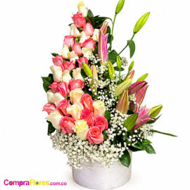 Base Imponente: 36 Rosas, Lirios y Perlita - Cali