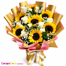 Base Premium: 7 Girasoles y 12 Rosas con Envoltorio Dorado - Cali