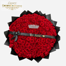 Bouquet Majestuoso: 150 Rosas Premium y Tiara de Reina