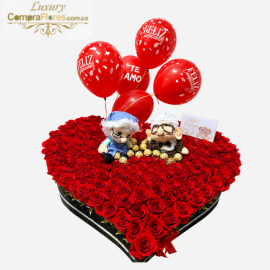 Corazón Monumental: 120 Rosas Premium y Abuelitos de 'Up