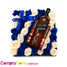 Arreglo de Lujo para Hombre con Johnnie Walker Black Label y Rosas